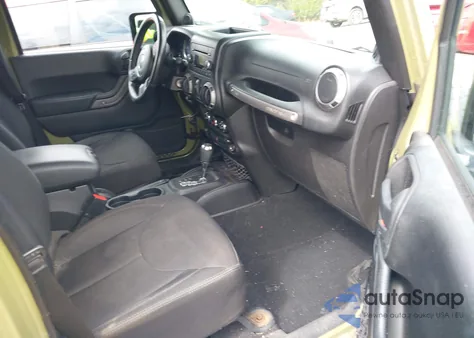 2013 Jeep Wrangler Unlimited Sport z USA, uszkodzony, nr VIN 1C4BJWDG1DL698106